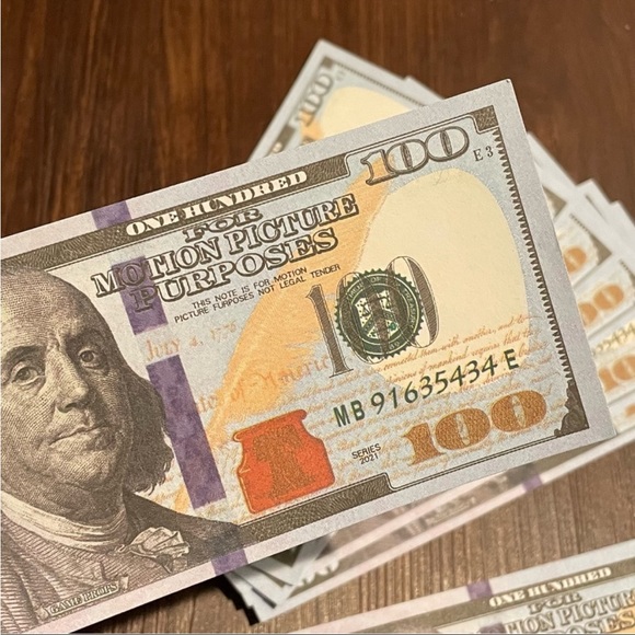 Movie/Origami Props 💵 - Picture 9 of 12